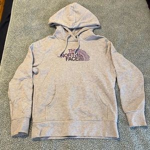 Women’s North Face Hoodie